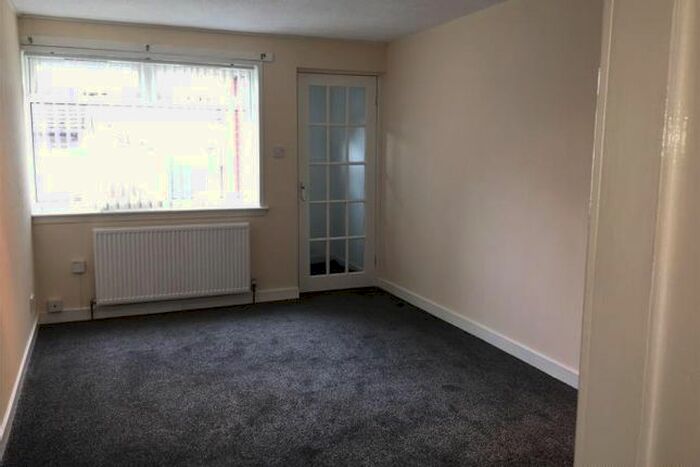 1 Bedroom Flat To Rent In Mayfield Place, Carluke, ML8