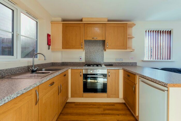 4 Bedroom House To Rent In Wheeltappers Way, Loughborough, LE11