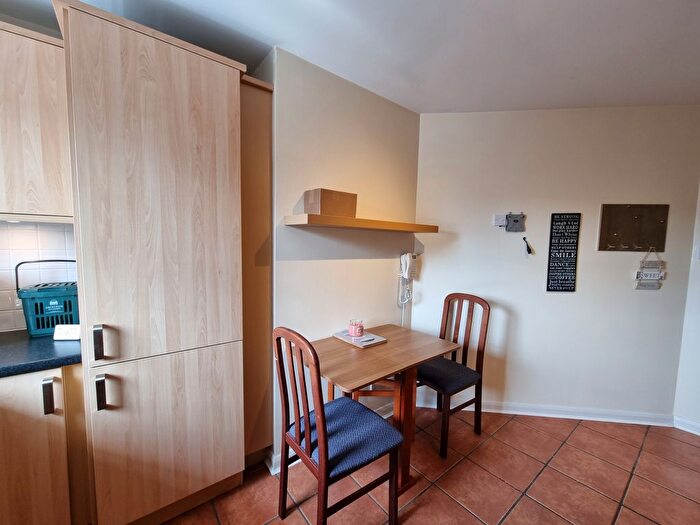 2 Bedroom Flat To Rent In Grandholm Crescent, Grandholm, Aberdeen, AB22