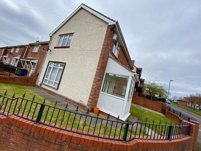 3 Bedroom Semi-Detached House To Rent In Aberdare Road, Farringdon, Sunderland, SR3
