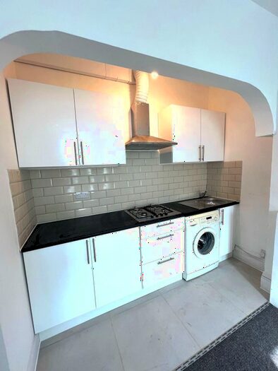 1 Bedroom Flat To Rent In Ingleby Road, Ilford, IG1