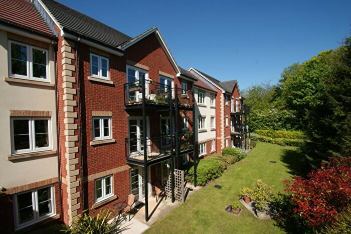 2 Bedroom Apartment For Sale In Silver Street, Nailsea, North Somerset, BS48