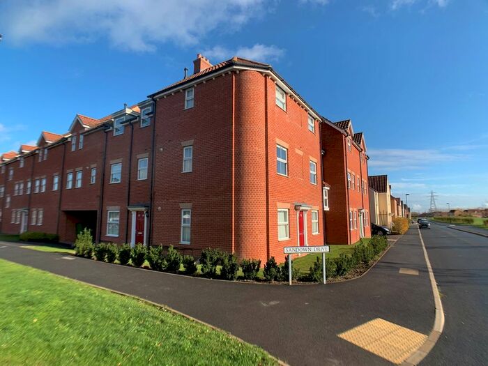 2 Bedroom Flat To Rent In Sandown Drive, Bourne, PE10