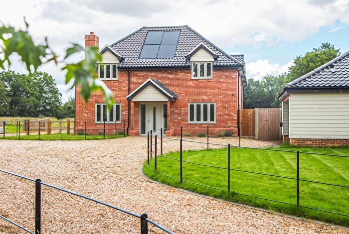 4 Bedroom Detached House For Sale In A Rare Opportunity To Customise Your Own New Home In Whinburgh, NR19