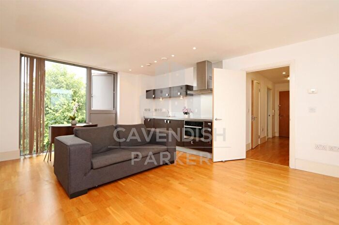 1 Bedroom Flat To Rent In Stadium Mews, Arsenal, London, N5