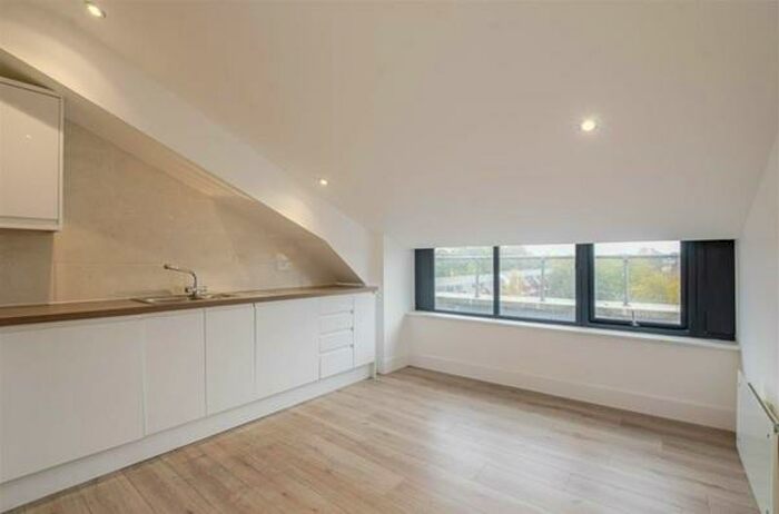 4 Bedroom Penthouse To Rent In Surrey Street, Norwich, NR1