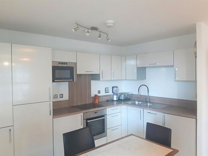 1 Bedroom Flat To Rent In Gaumont Tower, Dalston Square, Dalston, London, E8