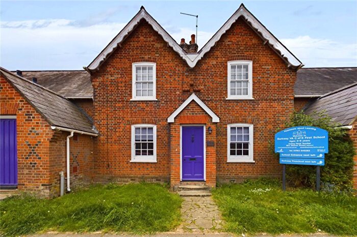 1 Bedroom Maisonette To Rent In High Street, Barkway, Royston, Hertfordshire, SG8