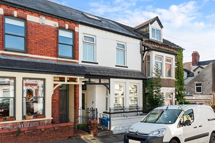 3 Bedroom Terraced House For Sale In Preswylfa Street, Cardiff, CF5
