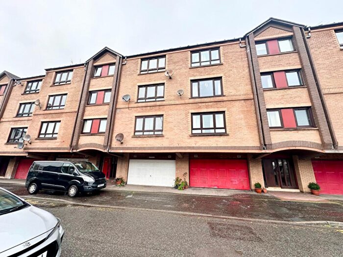 1 Bedroom Apartment To Rent In Baker Street, Glasgow, G41