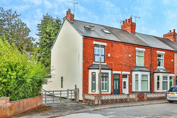 4 Bedroom End Of Terrace House For Sale In Wigwam Lane, Hucknall, Nottingham, Nottinghamshire, NG15