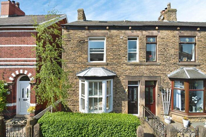 4 Bedroom End Of Terrace House For Sale In Hayfield Road, Chapel-en-le-Frith, High Peak, Derbyshire, SK23