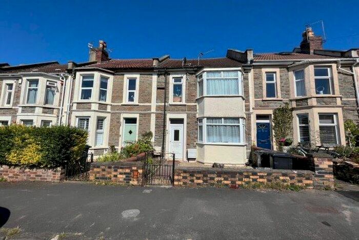 2 Bedroom Flat To Rent In Ridgeway Road, Bristol, BS16