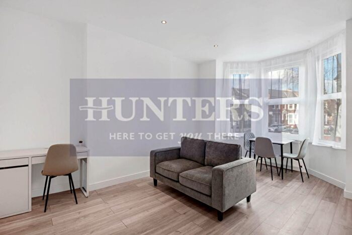 1 Bedroom Flat To Rent In Sumatra Road, London, NW6