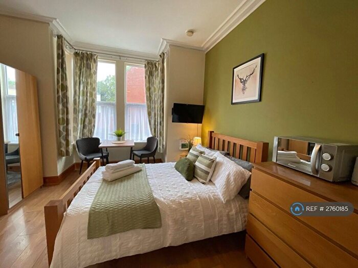 Studio To Rent In Station Street, Cradley Heath, B64