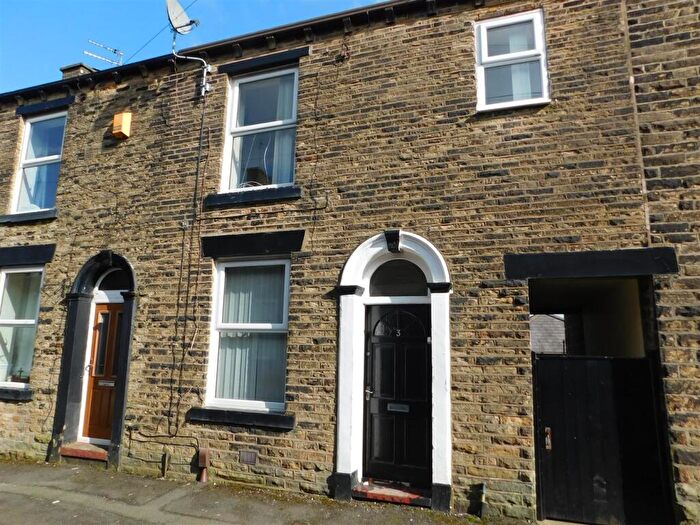 2 Bedroom Terraced House To Rent In Galland Street, Oldham, OL4