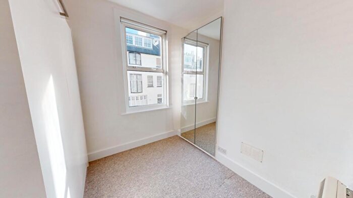 1 Bedroom Flat To Rent In Upper Market Street, Brighton, BN3