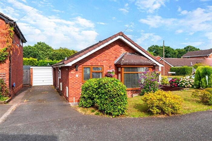 2 Bedroom Detached Bungalow For Sale In Fulmar Crescent, Kidderminster, DY10