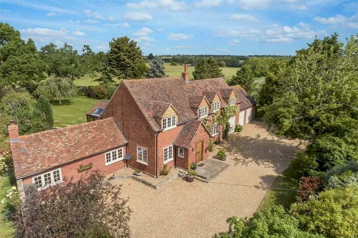 4 Bedroom Barn Conversion Character Property For Sale In School Road, Salford Priors, WR11