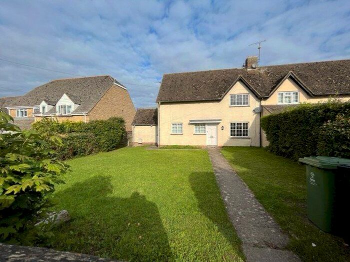 3 Bedroom Semi-Detached House To Rent In Sevenhampton, Swindon, Gloucestershire, SN6