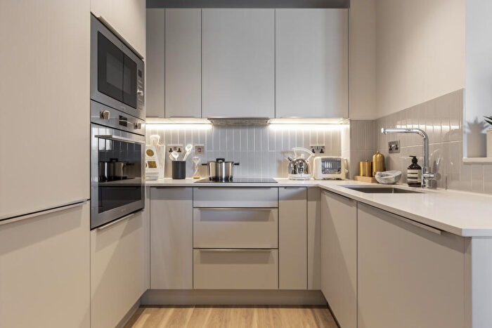 1 Bedroom Flat To Rent In Ten Degrees, Croydon, CR0