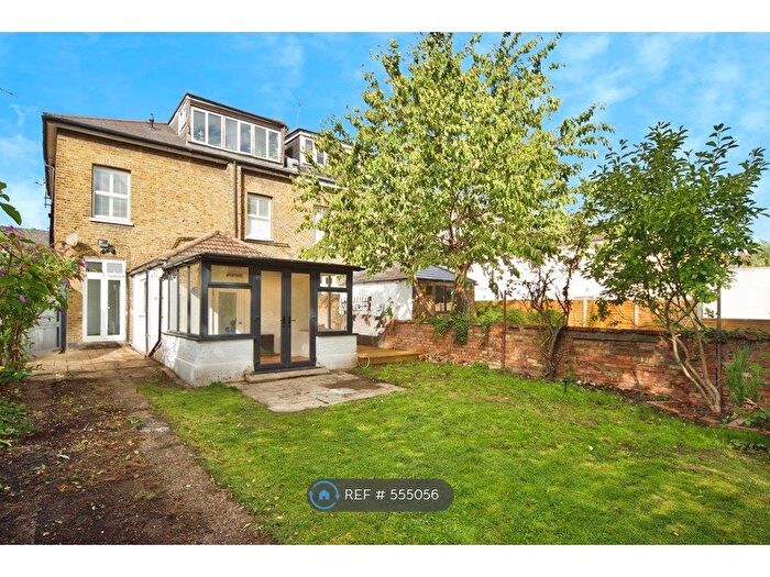 2 Bedroom Flat To Rent In Alexandra Road, London, N8