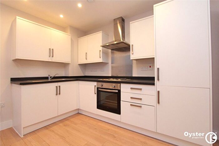 1 Bedroom Flat To Rent In Kenton Road, Harrow, HA3