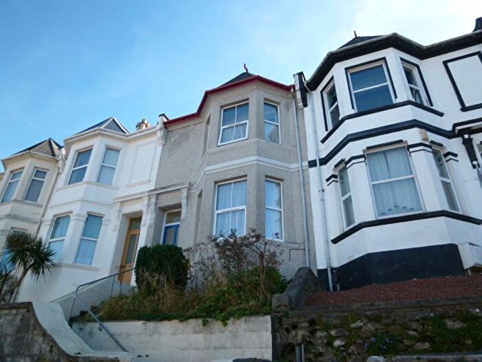 1 Bedroom Flat To Rent In Stoke, Plymouth, PL2