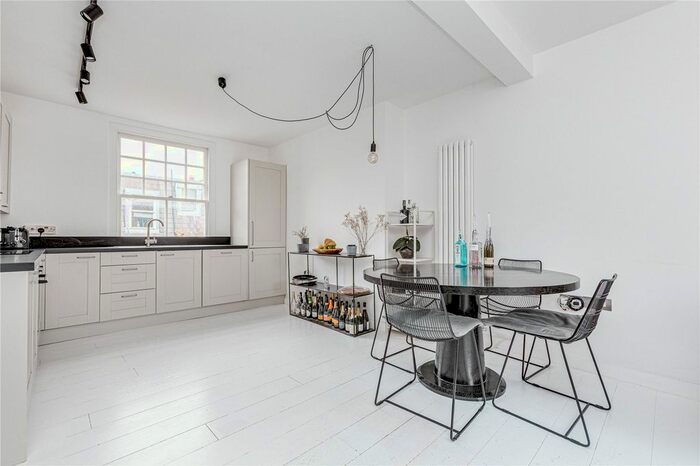 2 Bedroom Flat To Rent In St Olafs Road, Munster Village, SW6