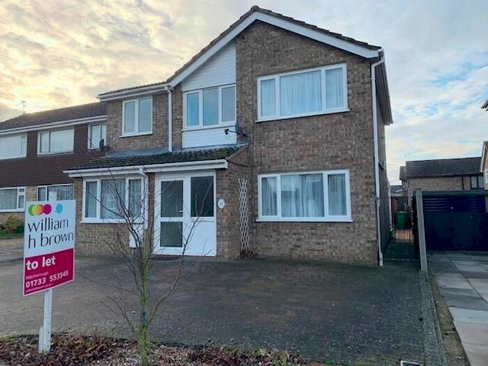 4 Bedroom Property To Rent In Manor Road, Stilton, Peterborough, PE7