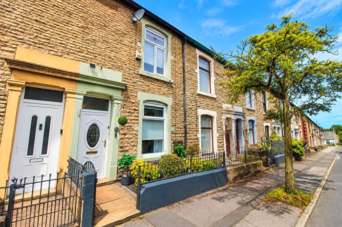 3 Bedroom Terraced House For Sale In Greenway Street, Darwen, BB3