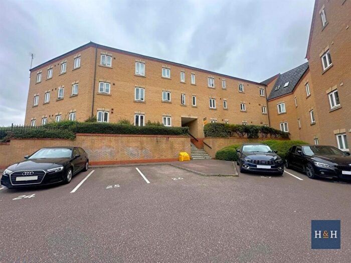 2 Bedroom Apartment To Rent In Brook View, Grange Park -, NN4