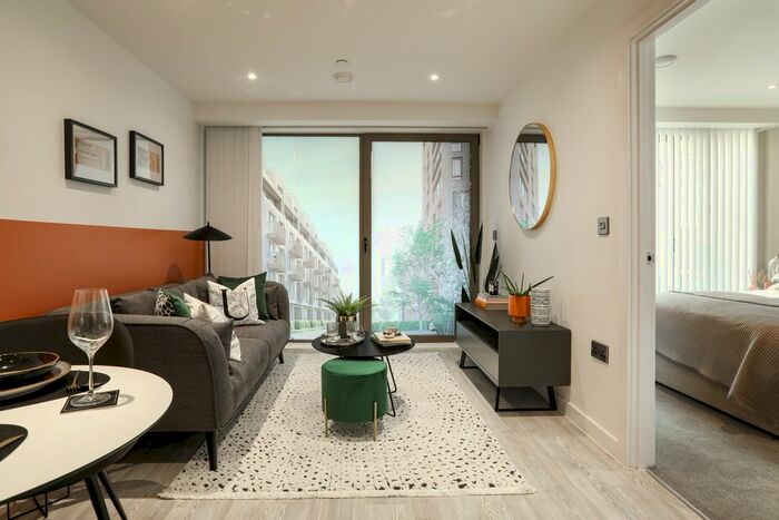 1 Bedroom Flat To Rent In Chester Road, Manchester, M15