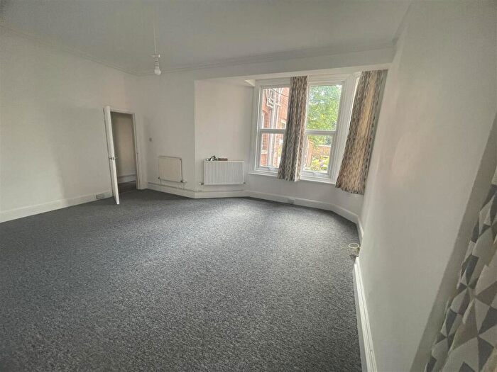 2 Bedroom Flat To Rent In Belgrave Road, Gloucester, GL1