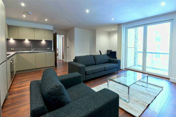 2 Bedroom Apartment To Rent In New Bridge Street Salford, M3