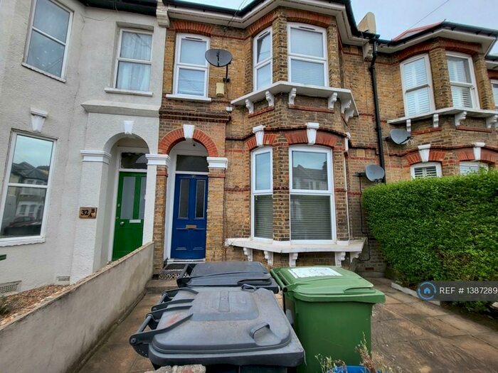 1 Bedroom Flat To Rent In Glenwood Road, Catford, London, SE6