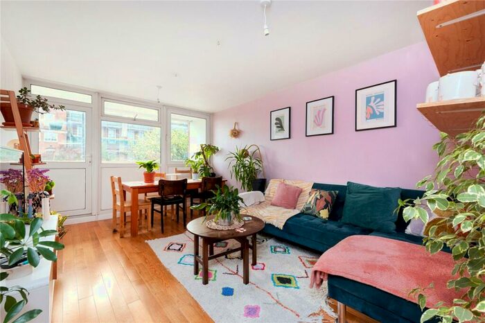 3 Bedroom Apartment To Rent In Briggeford Close, London, E5