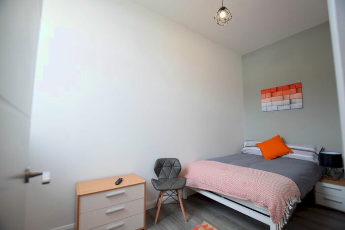 1 Bedroom Property To Rent In Apartment, Oxford House, St James Street, Daventry, NN11