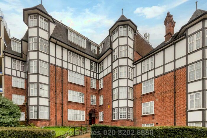 2 Bedroom Flat To Rent In Vernon Court, Childs Hill, London, NW2