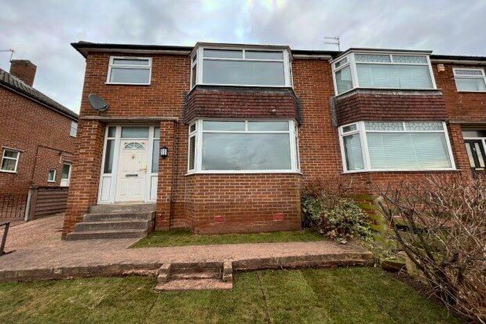 3 Bedroom Semi-Detached House To Rent In Hall Crescent, Rotherham, S60