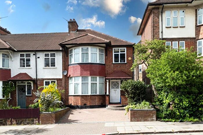 4 Bedroom House For Sale In All Souls Avenue, Kensal Rise, NW10