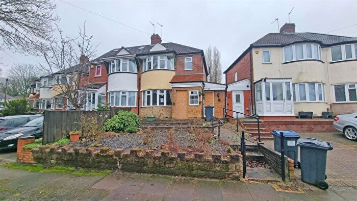 3 Bedroom Semi-Detached House For Sale In Marsham Road, Kings Heath, Birmingham, B14