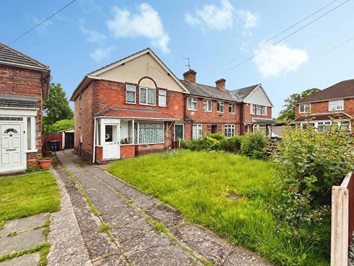 3 Bedroom End Of Terrace House For Sale In Hornsey Grove, Birmingham, B44