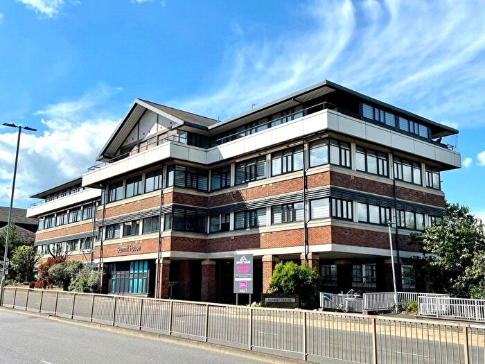 Apartment To Rent In London Road, Bracknell, RG12