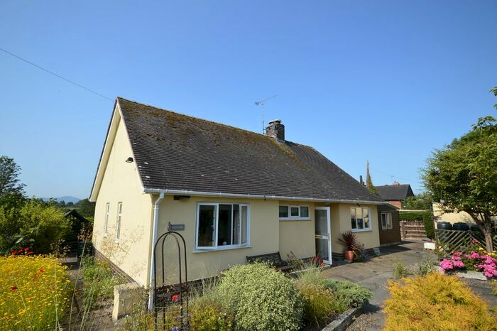 2 Bedroom Bungalow For Sale In Dovaston, Kinnerley, Oswestry, Shropshire, SY10