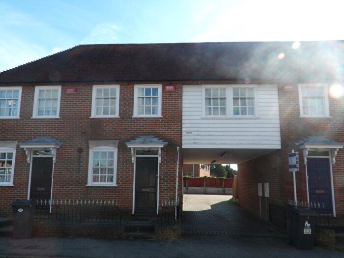 3 Bedroom Property To Rent In Forty Acres Road, Canterbury, CT2