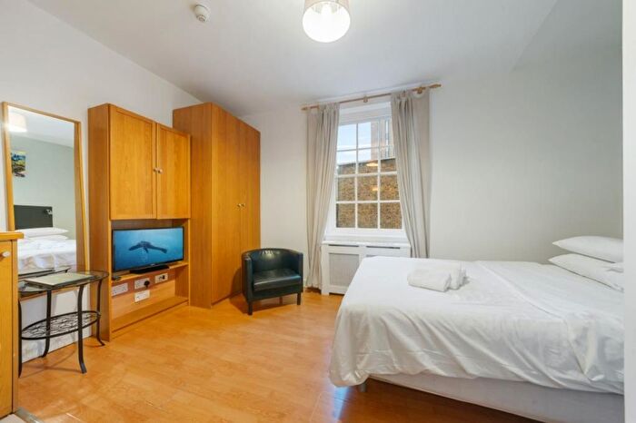 Studio To Rent In Cartwright Gardens, Bloomsbury, WC1H