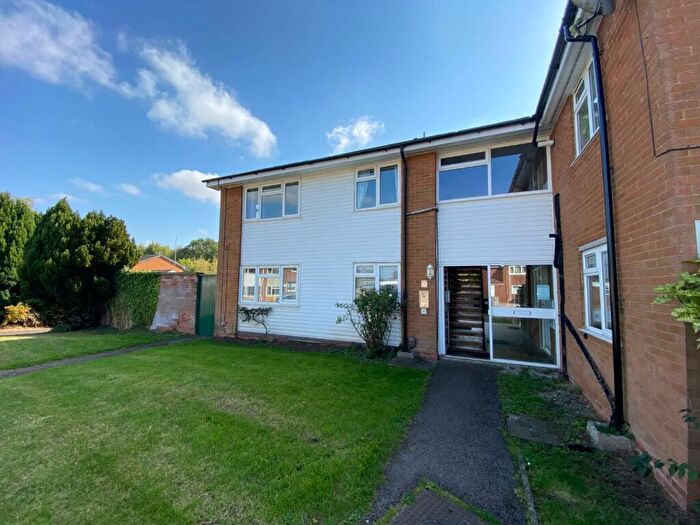 1 Bedroom Apartment To Rent In Hertford Road, Stratford-upon-Avon, CV37