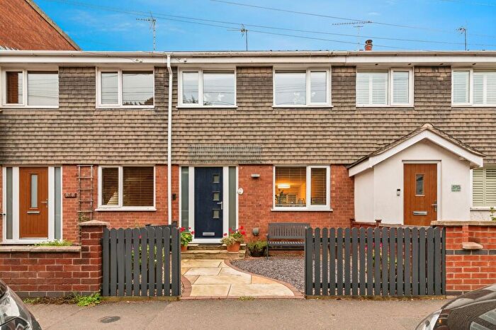 2 Bedroom Terraced House For Sale In Main Street, Lowdham, Nottingham, Nottinghamshire, NG14