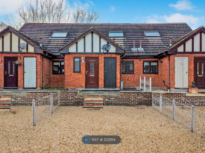 3 Bedroom Terraced House To Rent In Holly Close, Grantham, NG31